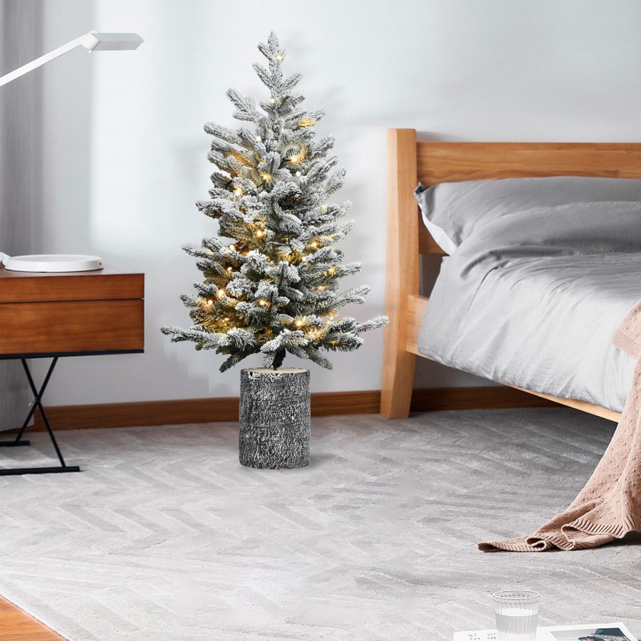 OCCO| Home&Tabletop Decor- Mini Potted Flocked Xmas Tree with Pine Cones