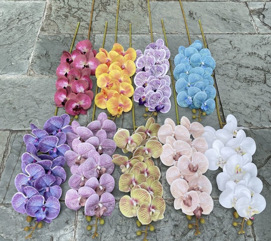 9-Bloom 3D Real-Touch Moth Orchids