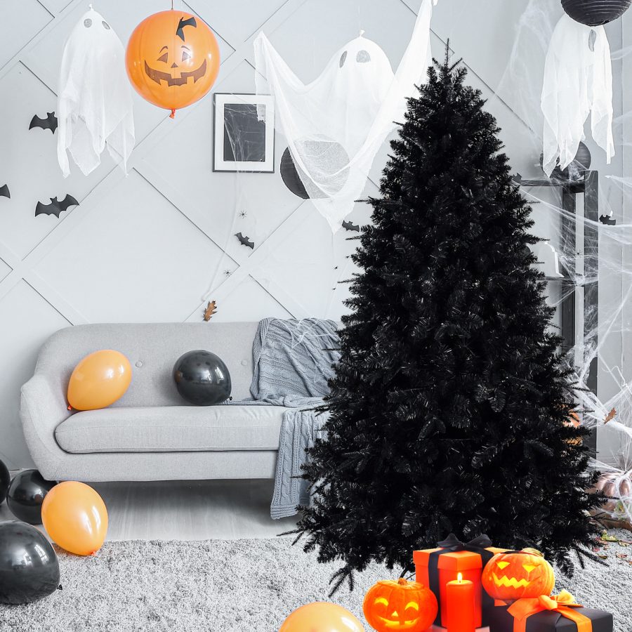 VCCR| Gothic Halloween Tree – Black PE+PVC with Eerie LED Lighting