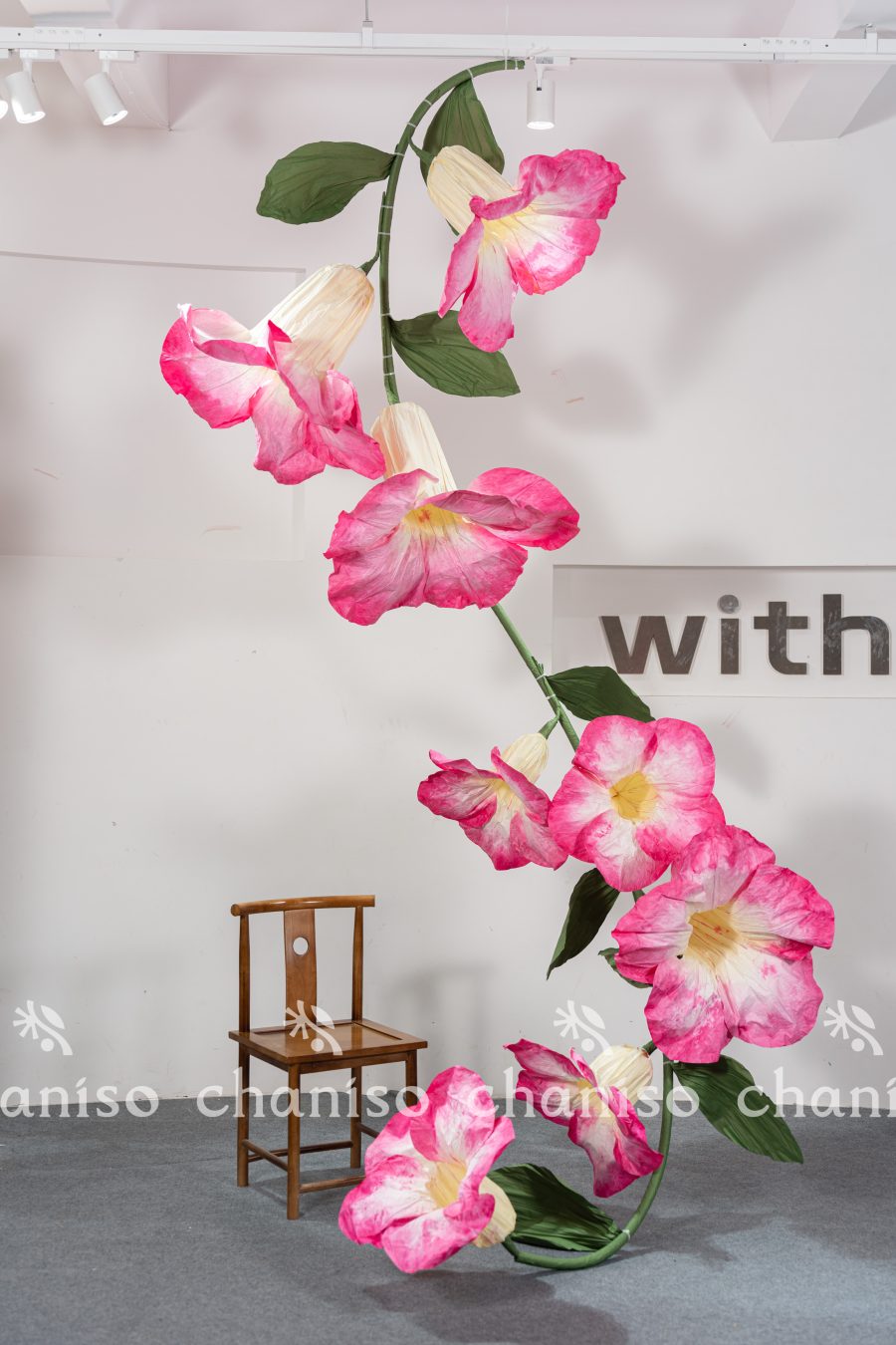 Oversized Hanging Florals