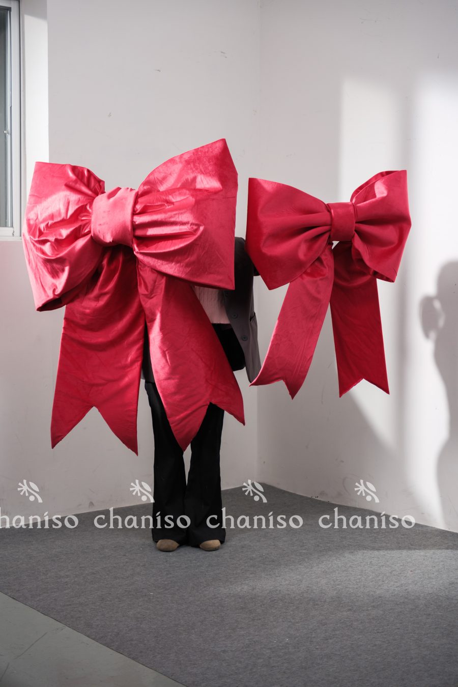 Oversized Bow for Artistic Landscaping – Custom Sizing