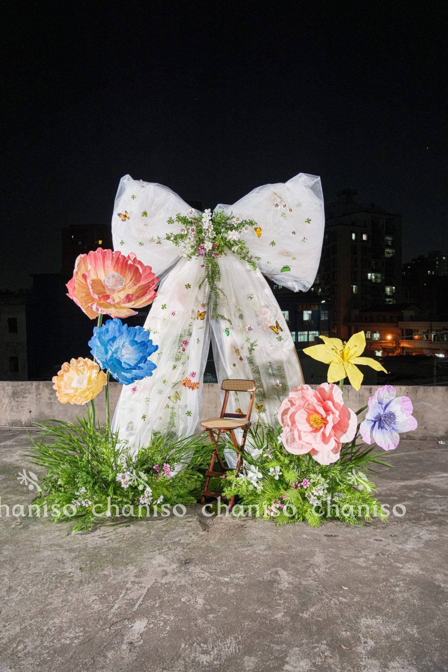 Oversized Bow for Artistic Landscaping – Custom Sizing