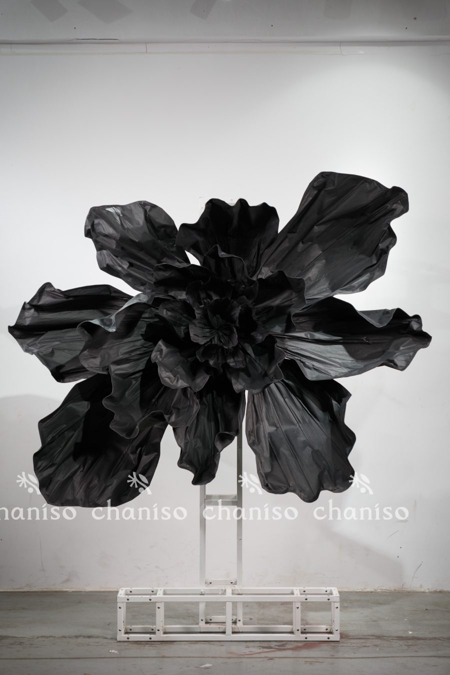 Shapeable Giant Paper Flowers| Reconfigurable Petal