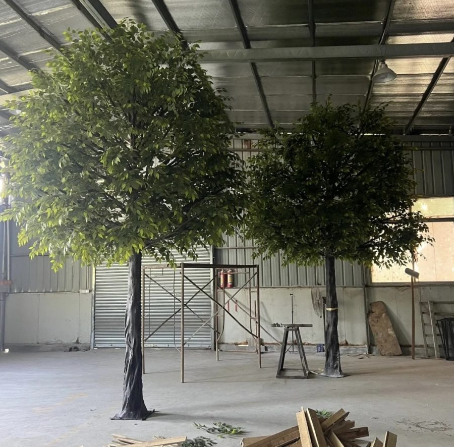 Large Artificial Banyan Tree