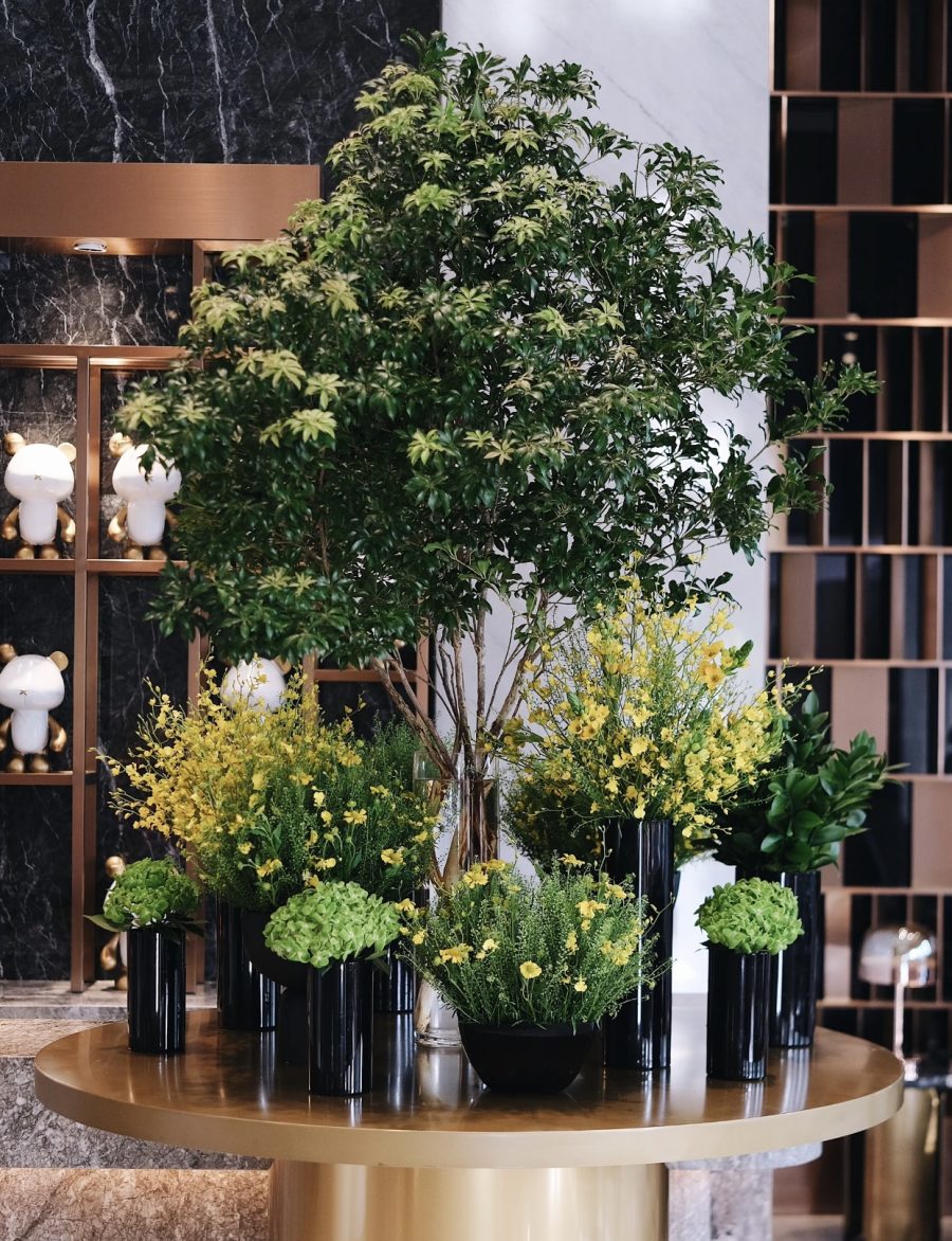 Large Artificial Pieris Tree