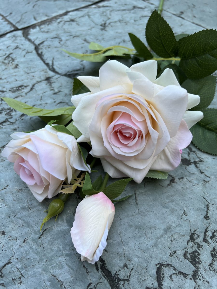 Real-touch Queen Rose