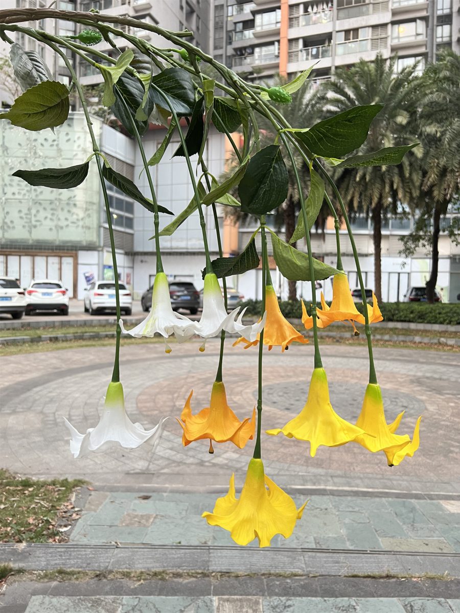 Real-Touch Trailing Datura