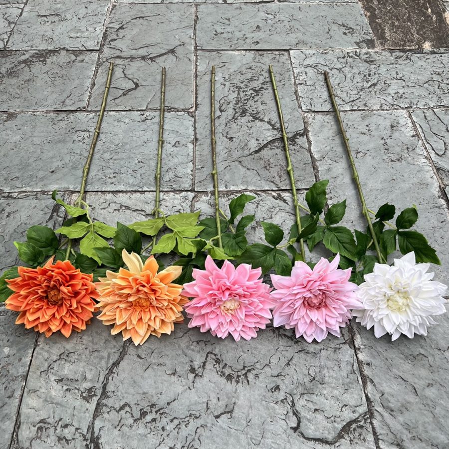 Moisturizing Hand-Feel Dahlia Stems