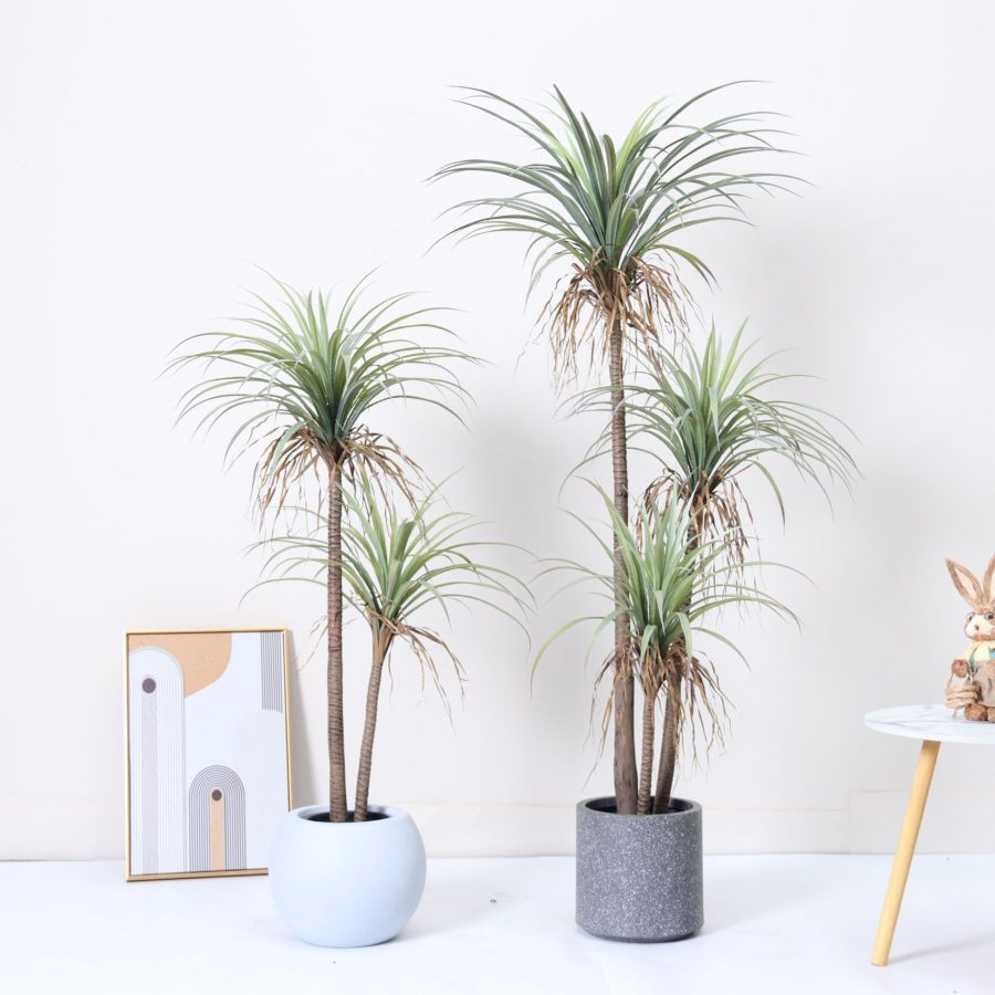 Artificial Yucca Tree