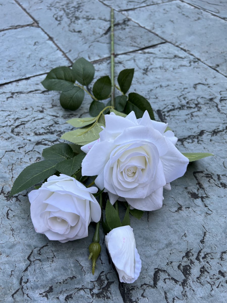 Real-touch Queen Rose