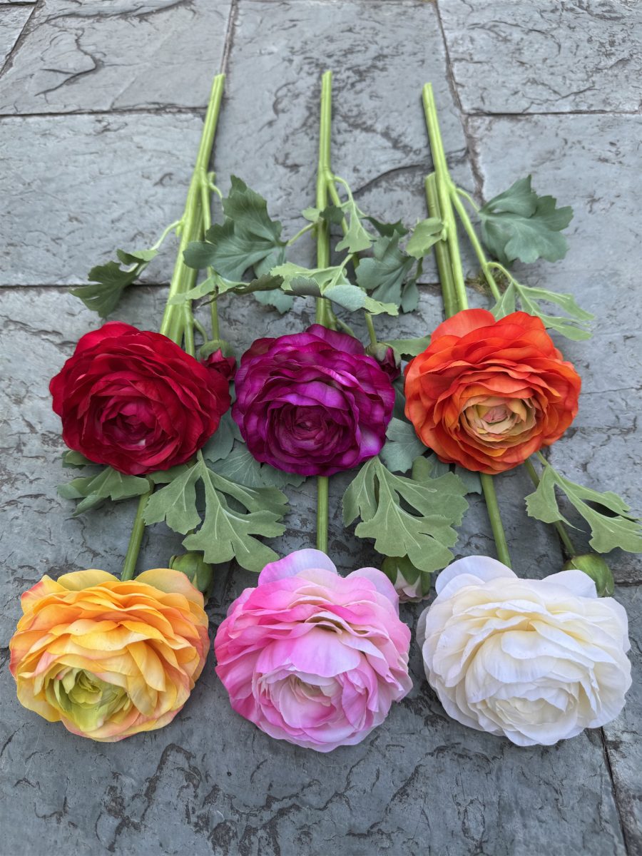Real-Touch Ranunculus