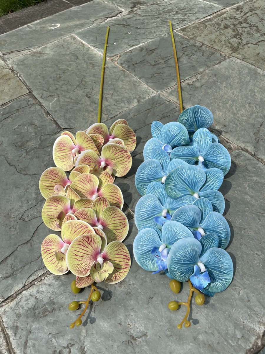 9-Bloom 3D Real-Touch Moth Orchids